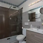 Logis Le Luth Hotel