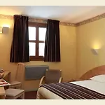Hotel Logis Le Luth Mirecourt
