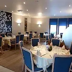 Hotel Logis Le Luth Mirecourt