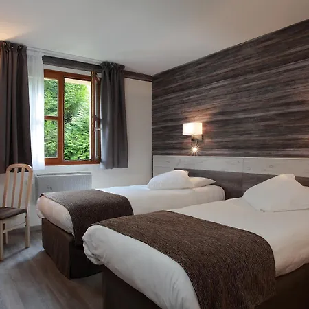 Logis Le Luth 2* Mirecourt