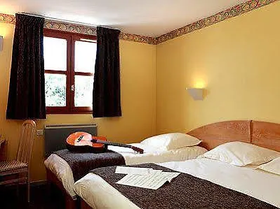 Hotel Logis Le Luth 2*