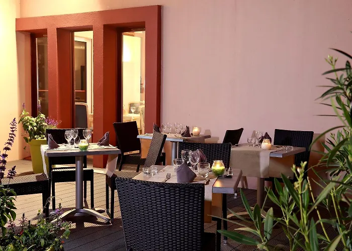 鲁斯之家酒店 酒店 米尔库尔