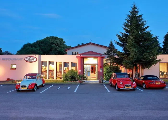 鲁斯之家酒店 2*