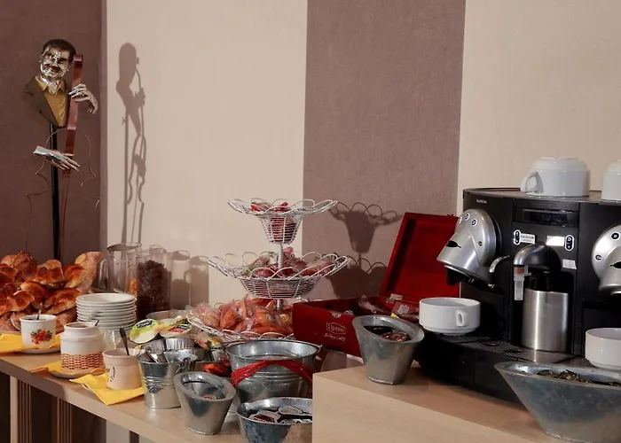 鲁斯之家酒店 米尔库尔