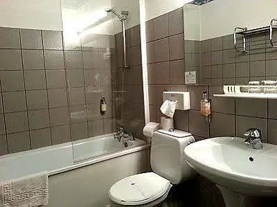 鲁斯之家酒店 酒店 2*